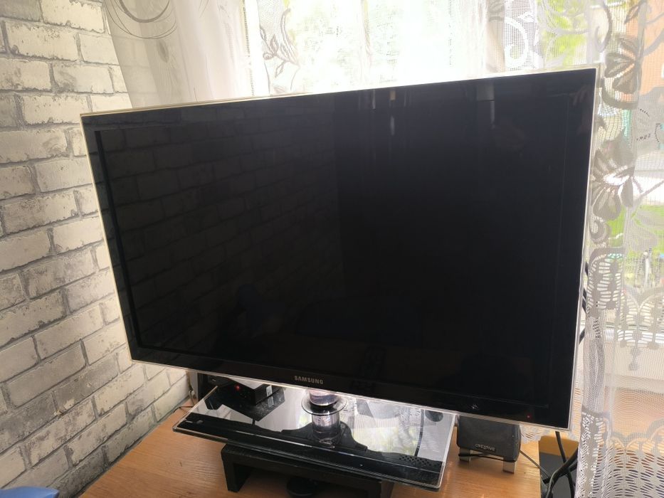 TV Samsung UE32D5000