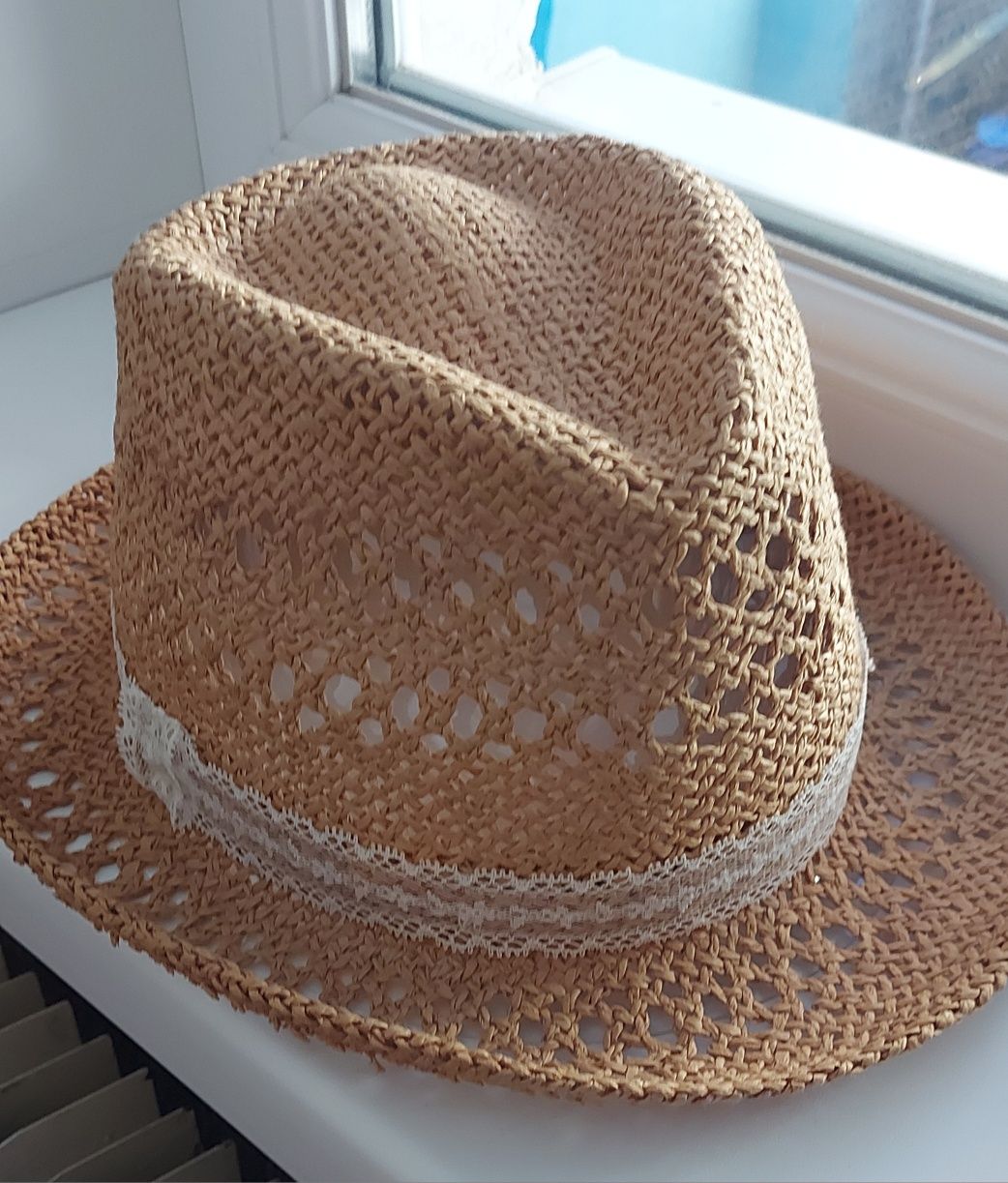 Соломенная шляпка