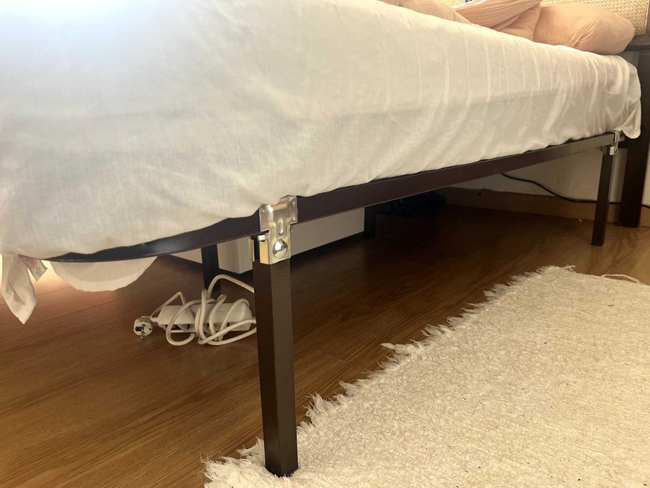 Double Bed Frame 140cm x 190cm