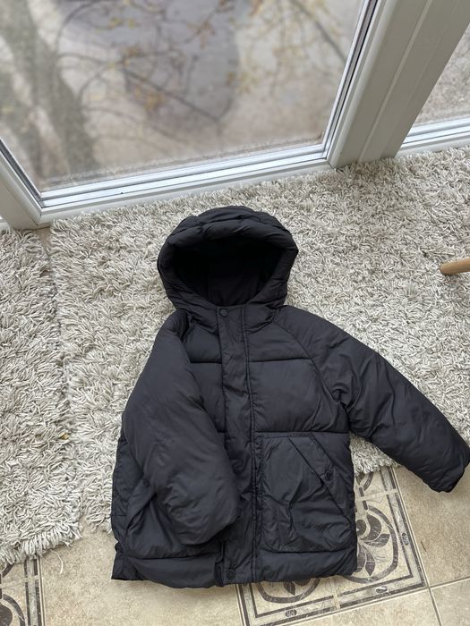 Зимова куртка Zara