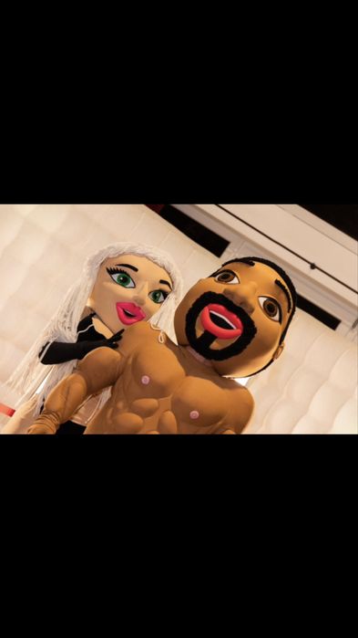 Żywa maskotka dla dorosłych tancerka striptizerka