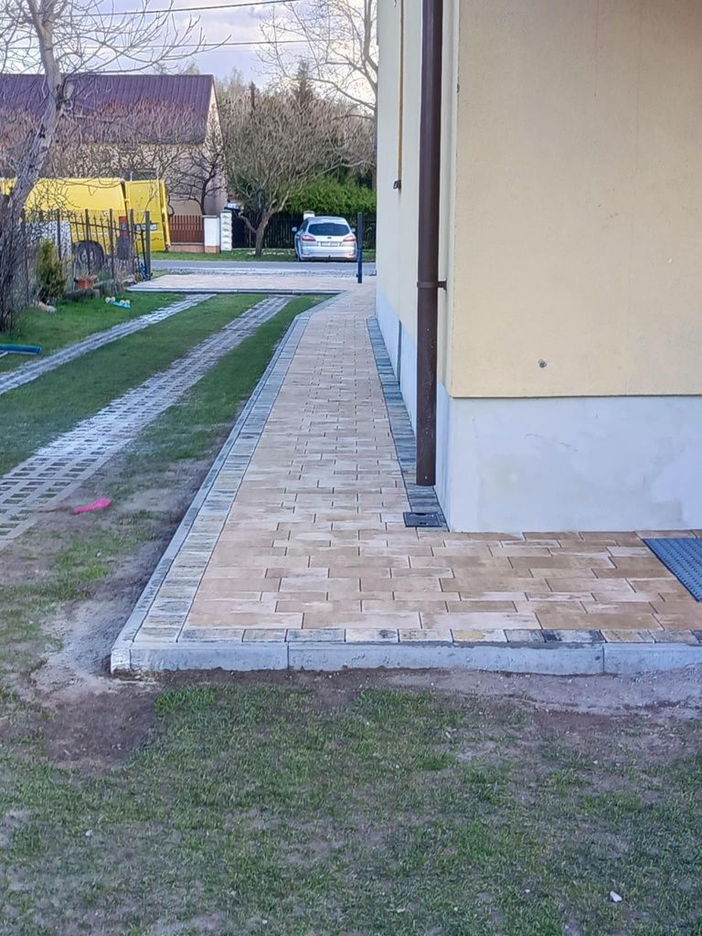 Układanie kostki brukowej