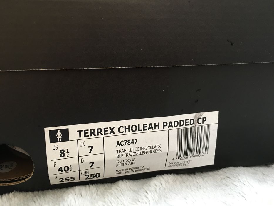 Adidas Terrex жіночі чоботи на зиму 39,5 розмір