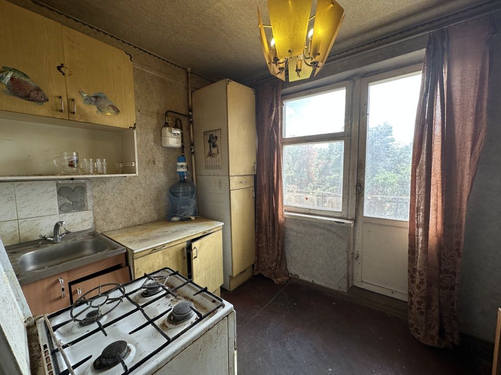 Продам 3х комнатную квартиру в центре Матвеевки по ул. Лесная