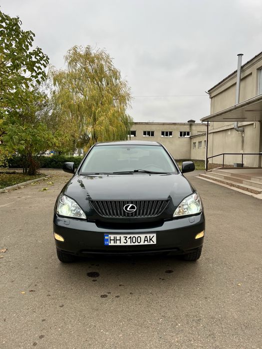 Продам LEXUS RX300 3л.Бензин Полный привод!