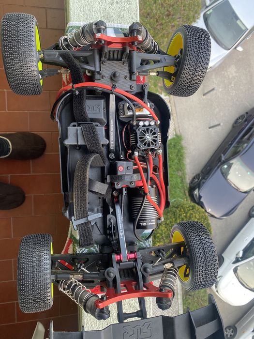 arrma typhon 6s v5