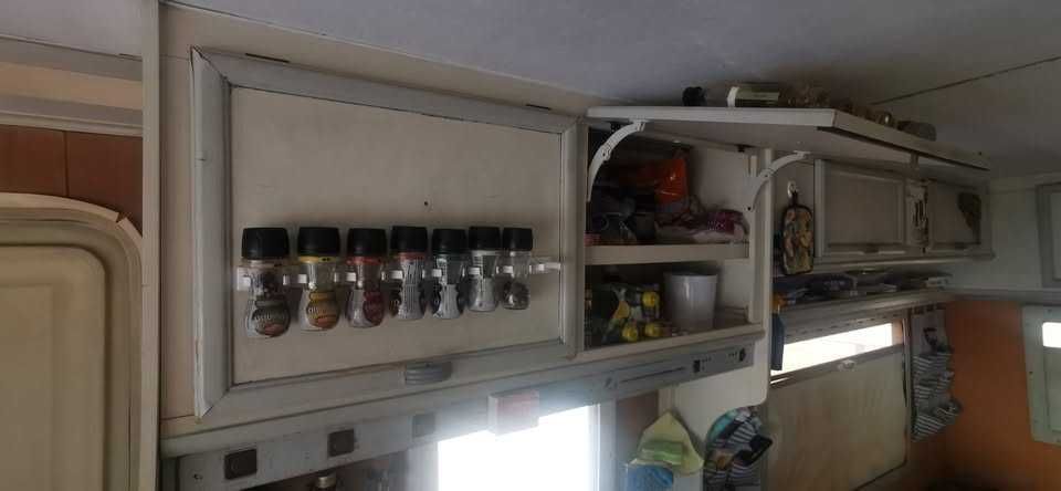Autocaravana integral Fiat Ducato- 6 lugares de livrete