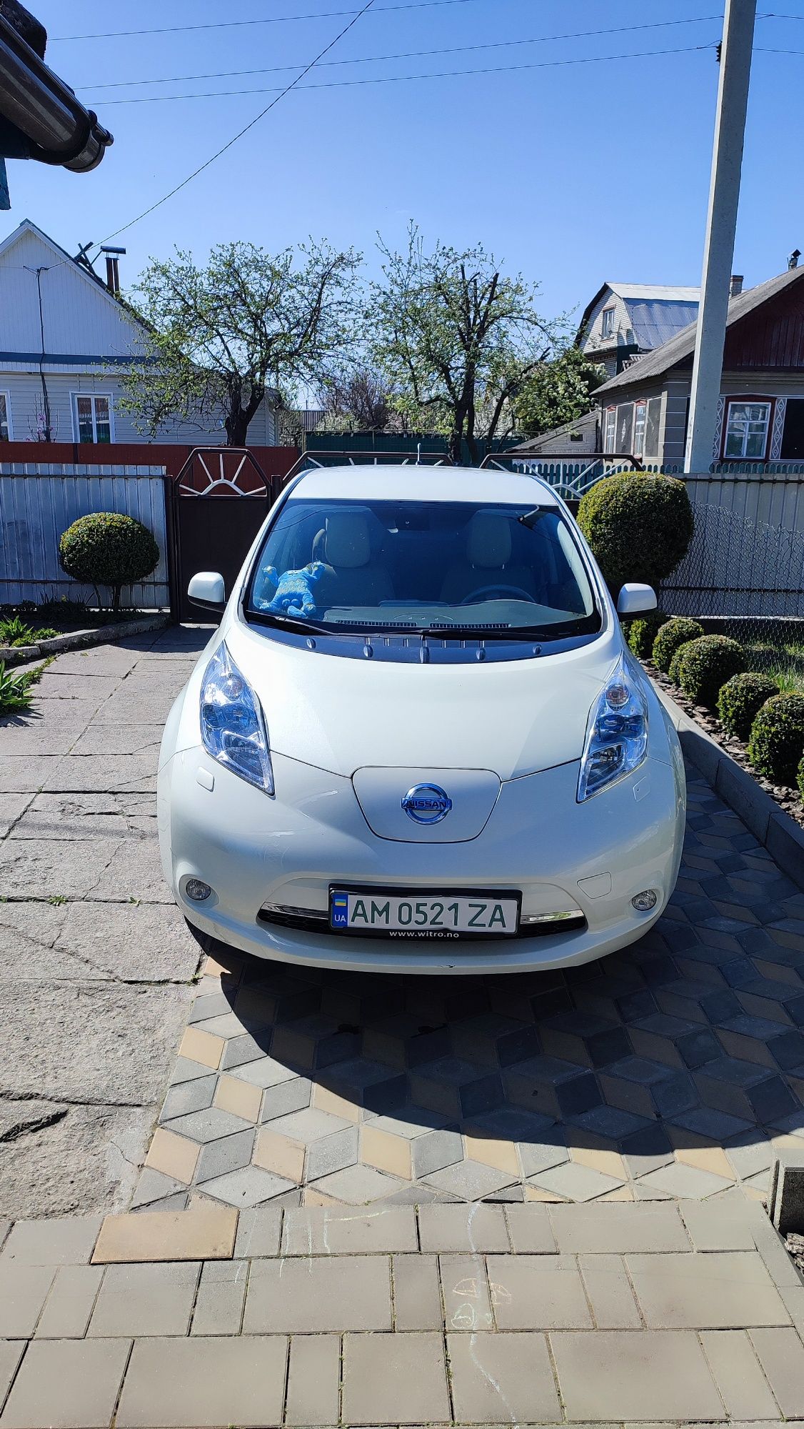 Авто Nissan Lief