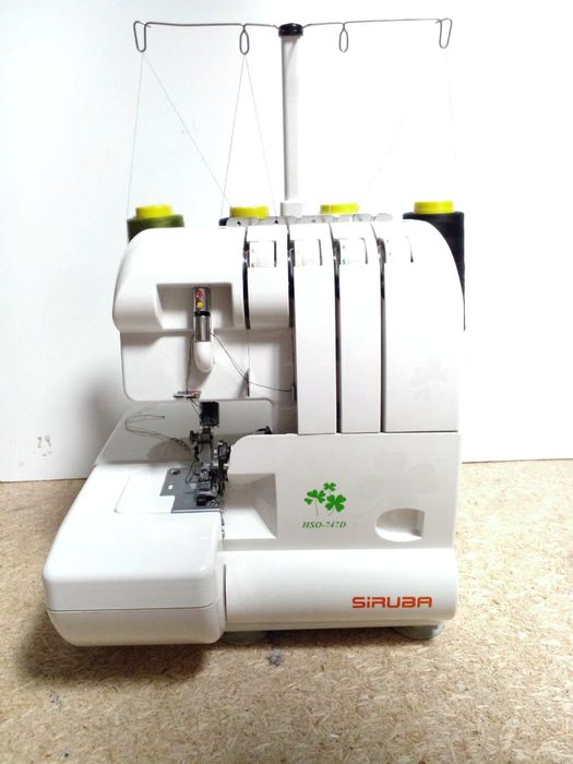 Оверлок  Janome  Японский Швейная машина  Б/У на гарантии