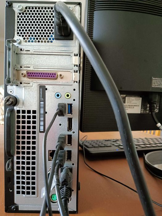 HP ProDesk 400 G3 - Pentium G4400 3.31 GHz - 4 GB M  - 500 Gb HD