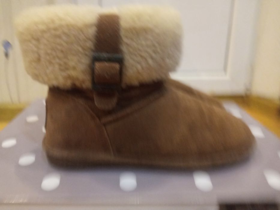 Продам женские зимние кожаные сапоги угги Bearpaw