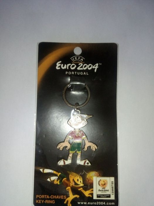 EURO 2004: 2 pins + 1 porta chave oficiais