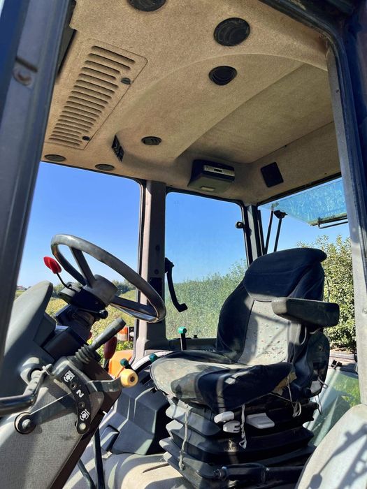 Renault temis 610.   John Deere