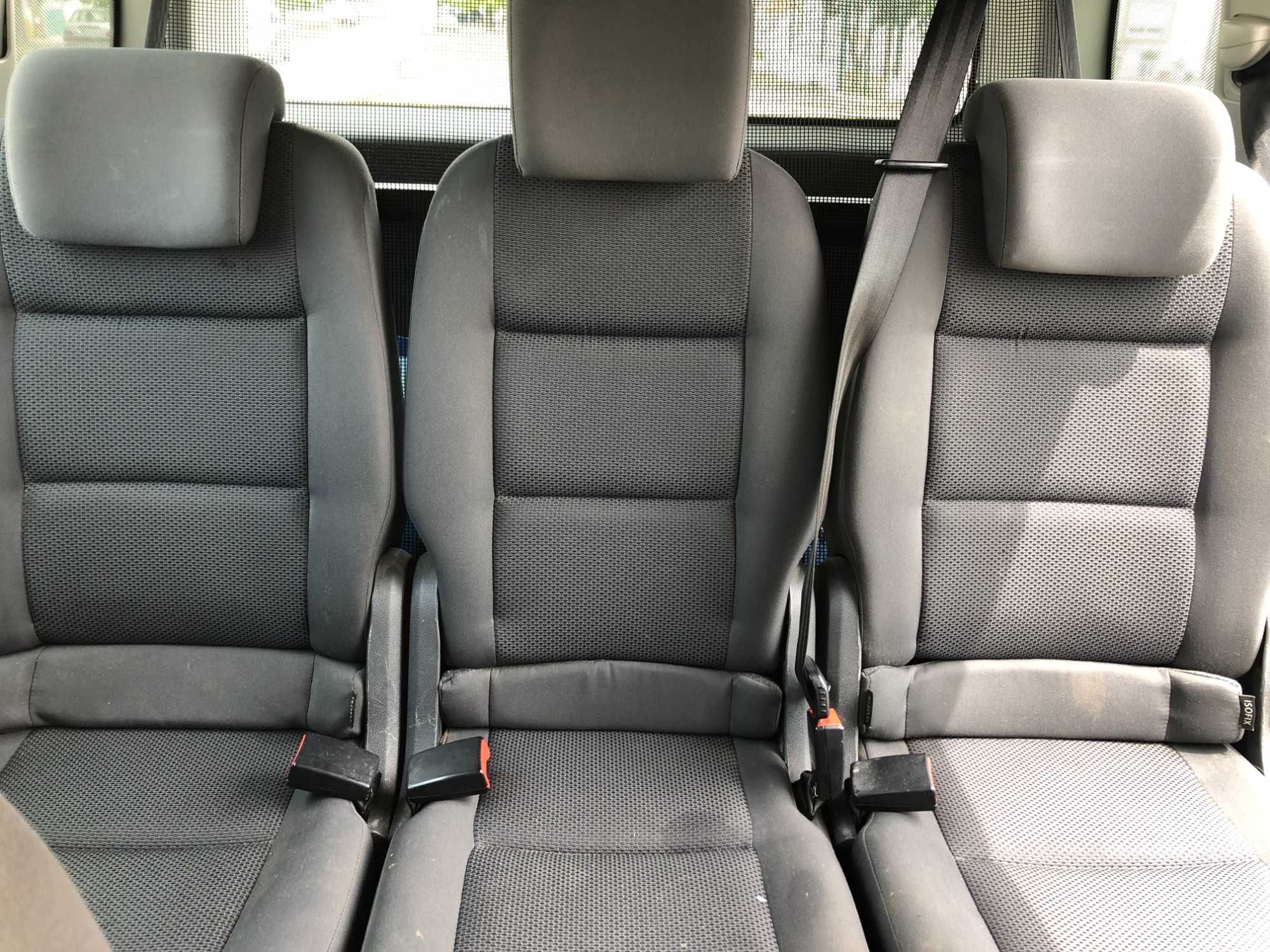 Volkswagen Touran 5 lugares
