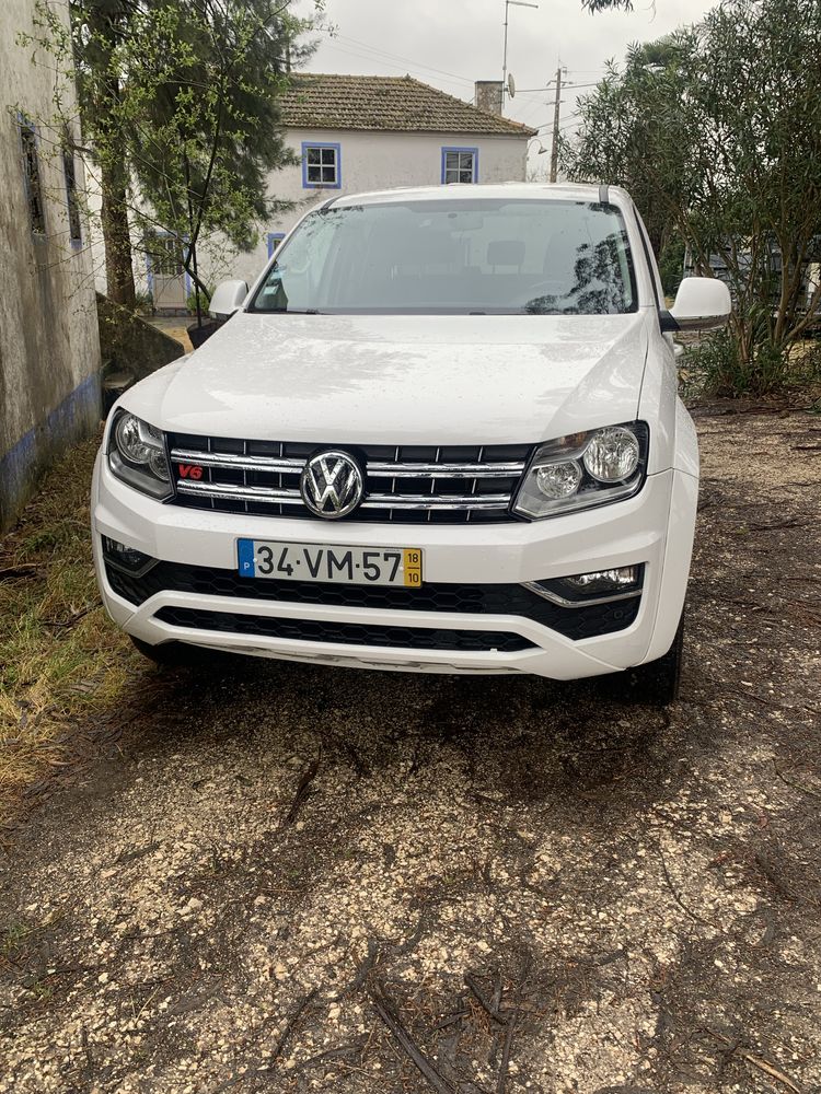 Vendo carrinha Amarok de 256 cv V6 caixa manual e sao muito poucas