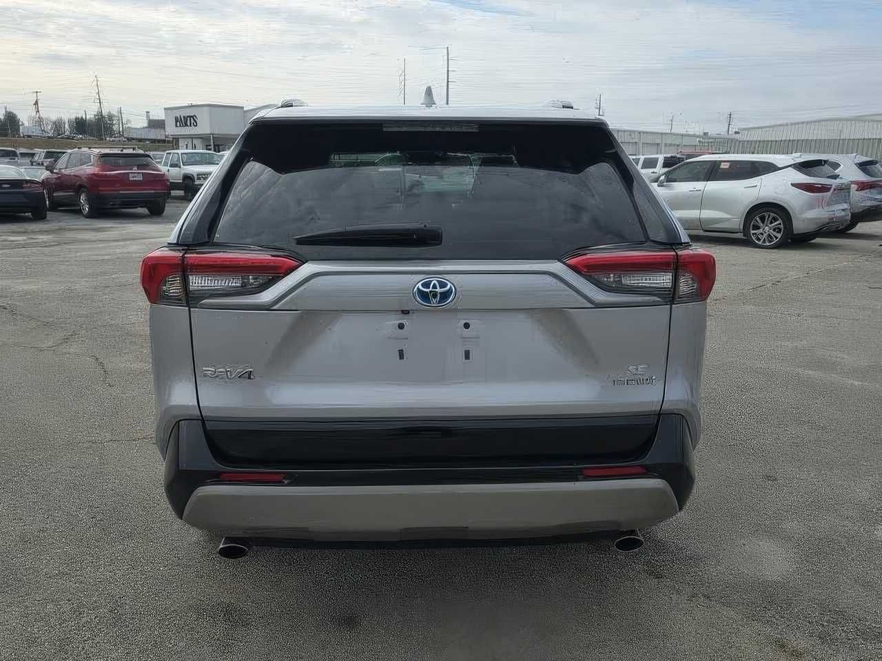 2022 Toyota RAV4 Hybrid SE