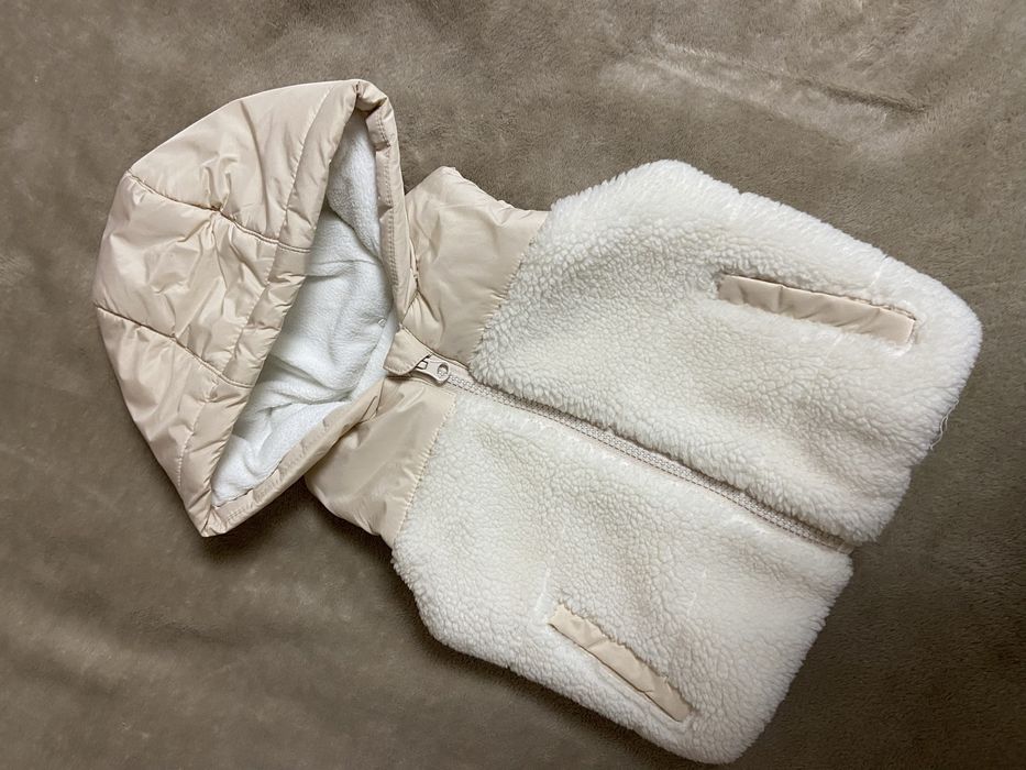 Жилетка, безрукавка дитяча тепла