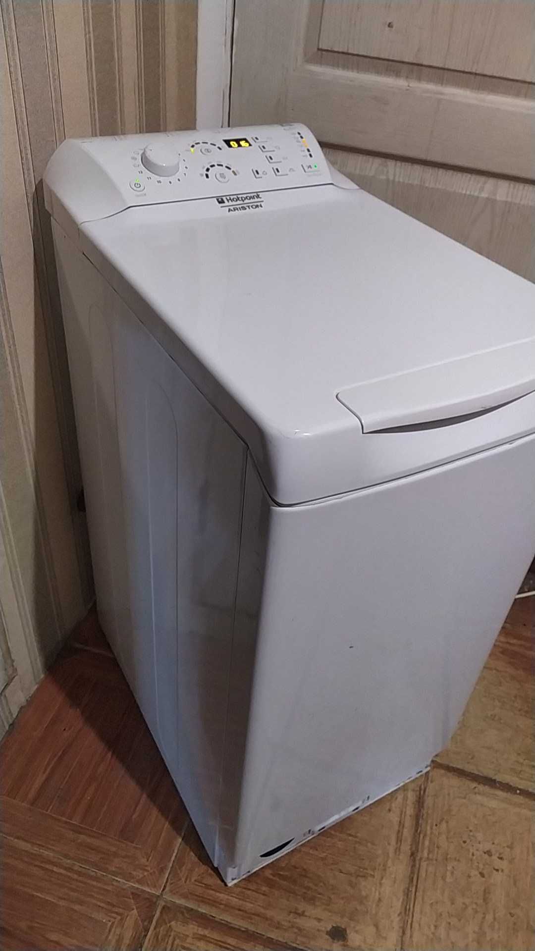 Малогабаритная стиральная машина ARISTON 6 кг / б\у. Автомат.