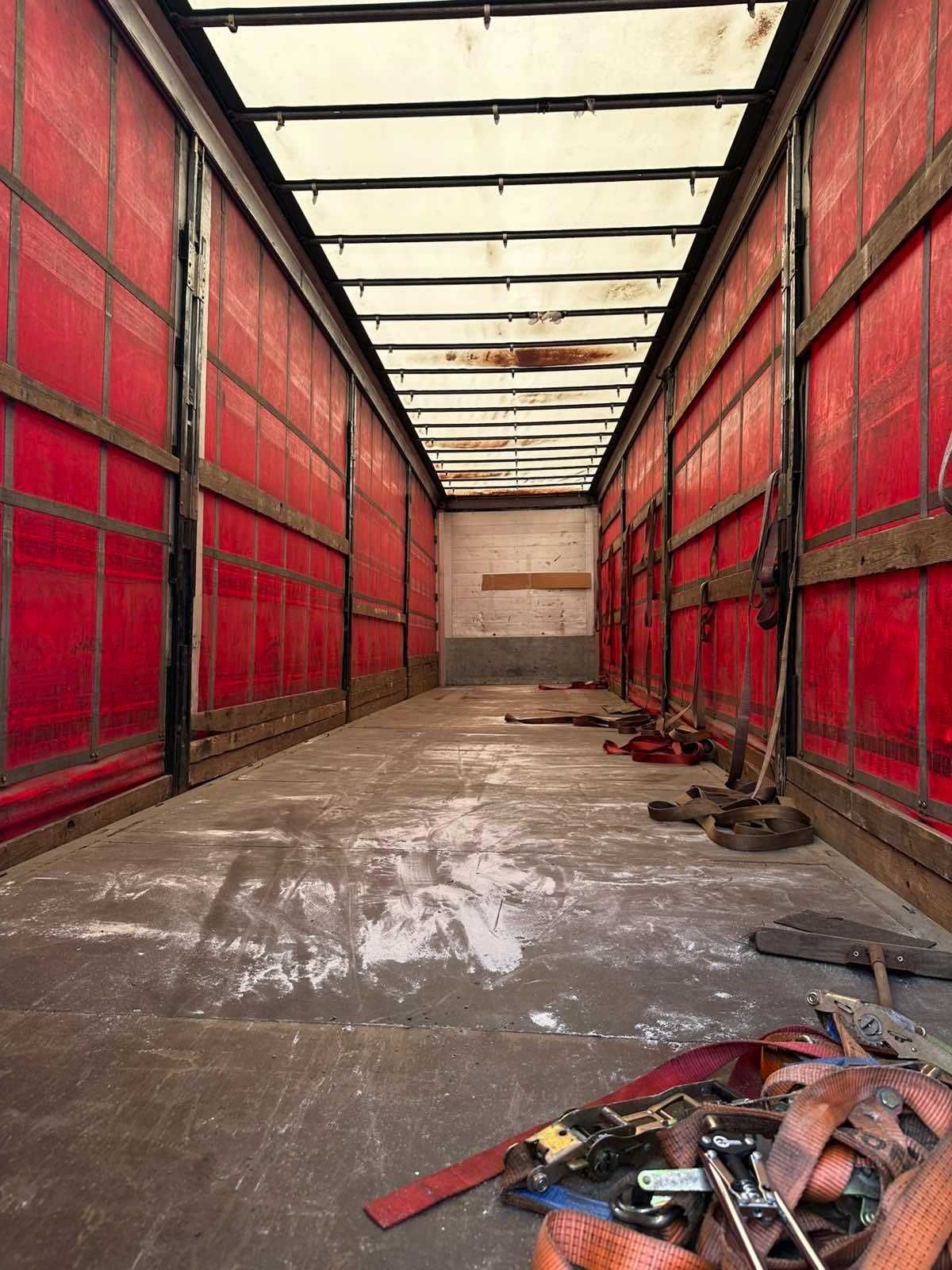Продам напівпричіп Schmitz Cargobull  тентований штора типу МЕГА