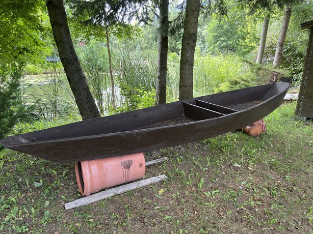 Łódka płaskodenna drewniana