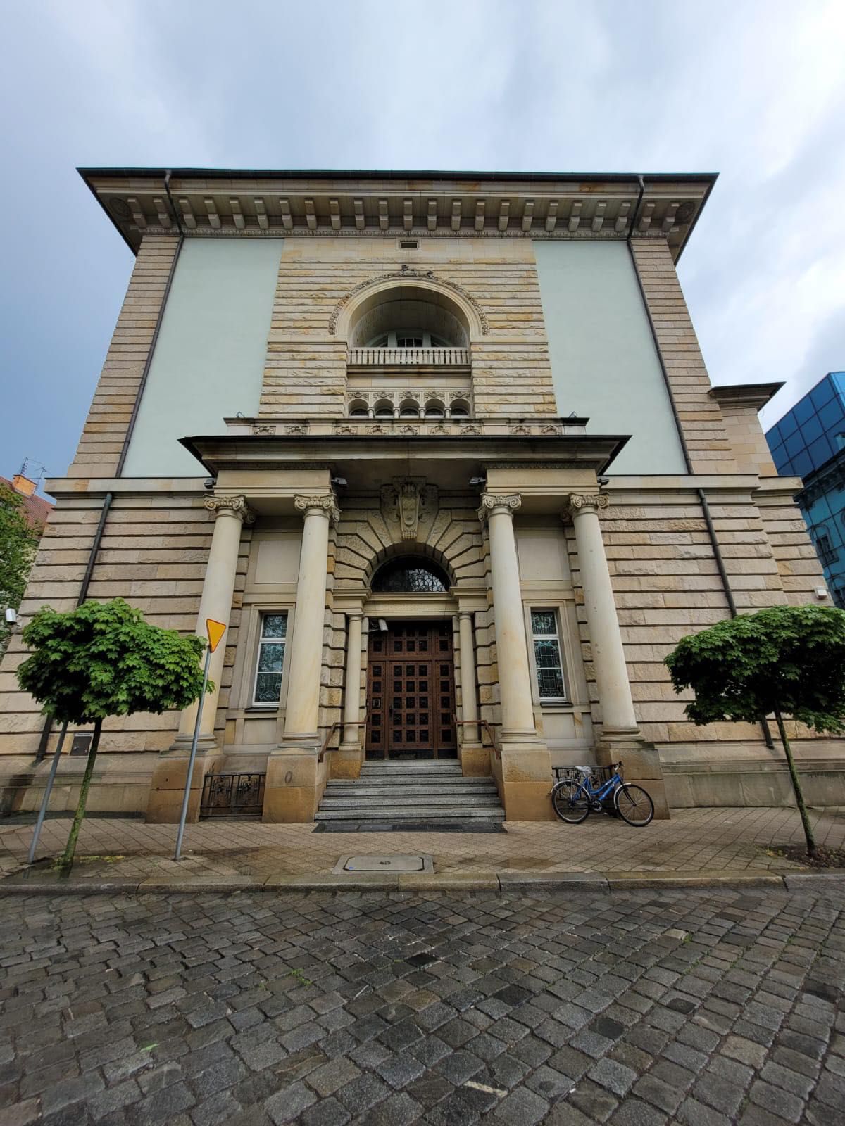 Powierzchnia biurowa 21 - 2174 m² Opole Damrota