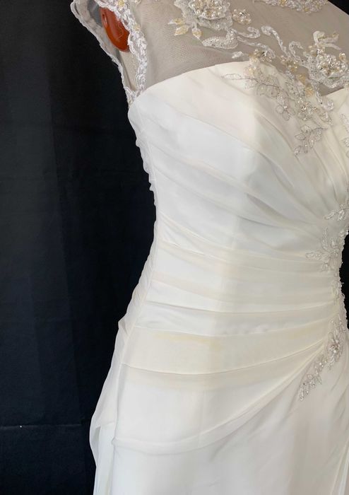 Nowa szyfonowa suknia ślubna Papas Michel 38 M Linia A z trenem ivory