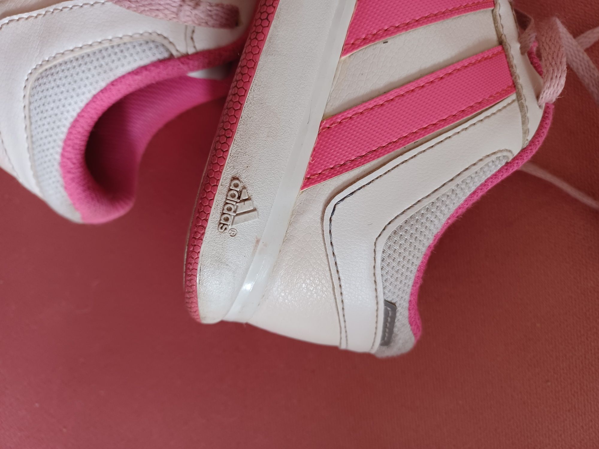 Buty adidas dziecięce