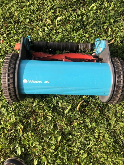 Газонокосарка GARDENA 300