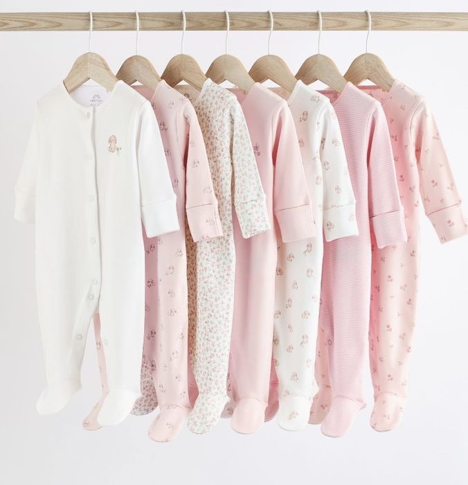 Чоловічки для дівчинки