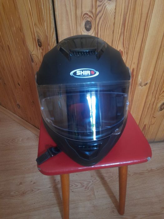 Продам мотошлем.