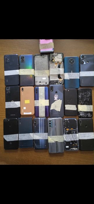 Телефони Розпродаж 17 штук