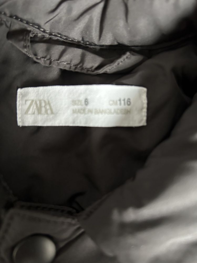 Курточка Zara