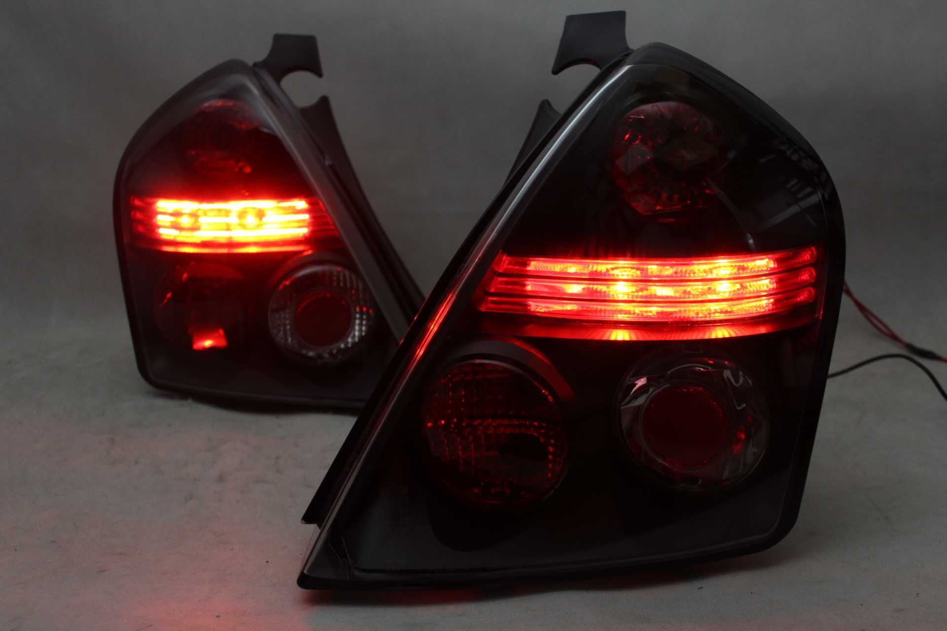 Lampy tył tylne światła FIAT STILO 01-07 3-Drzwiowa Black Smoke NOWE
