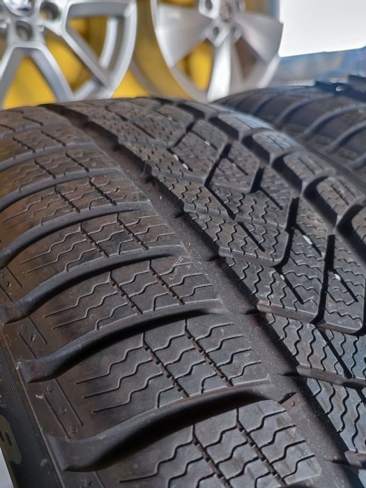 Opony zimowe 225/45R18 95V XL Pirelli SottoZero 3 | 2 sztuki