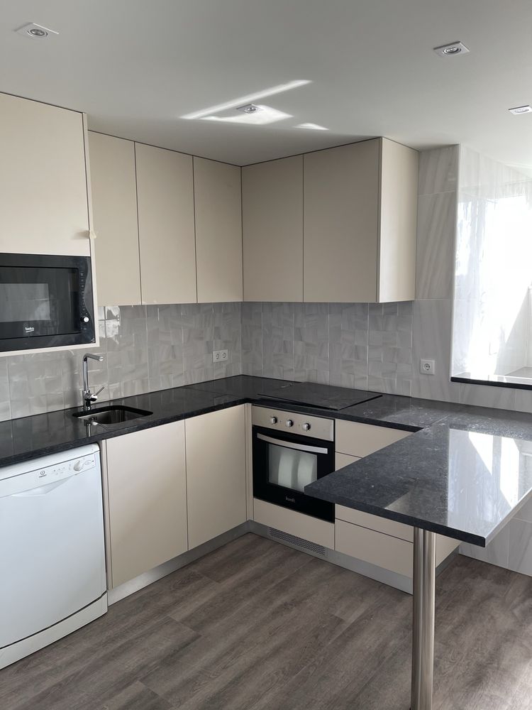 Apartamento T4 Remodelado