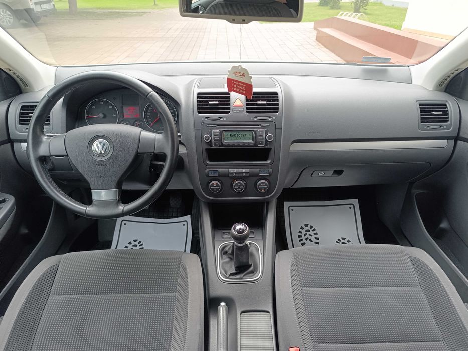 Volkswagen Golf kombi 1.9TDI 105KM klima 2xPDC POLECAM
