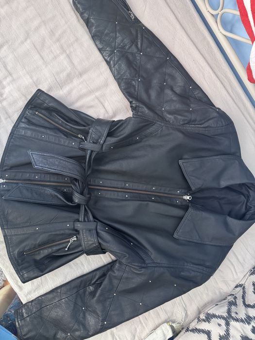 Sliczna unikatowa skorzana kurtka z paskiem w stylu versace