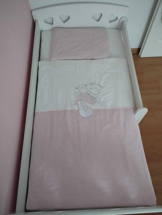 Kołderka i poduszka do łóżeczka