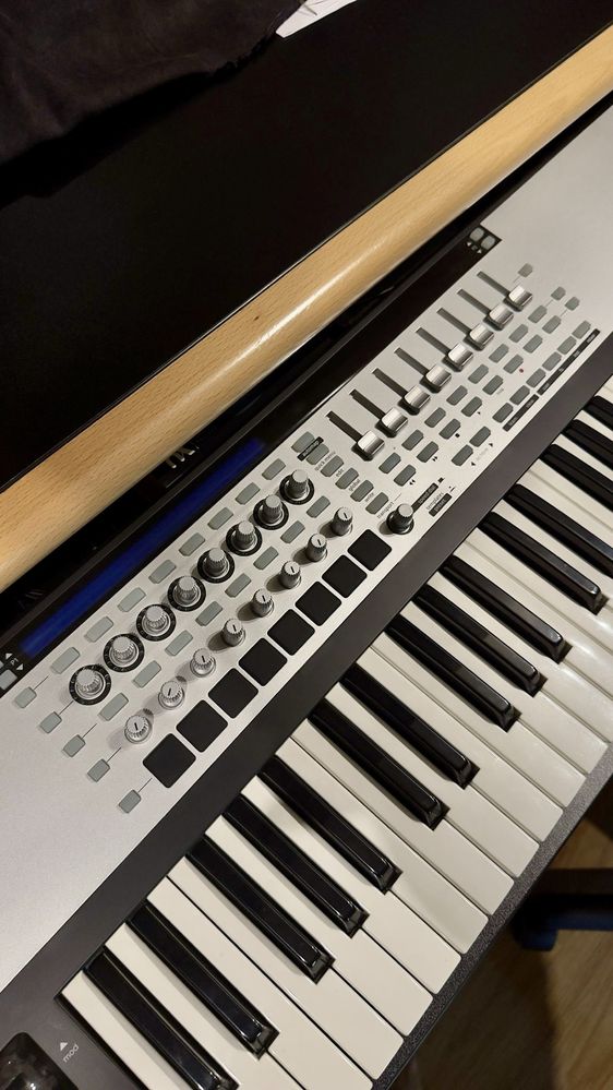Novation SL MkII – 61 teclas | MIDI Controller - Oportunidade!
