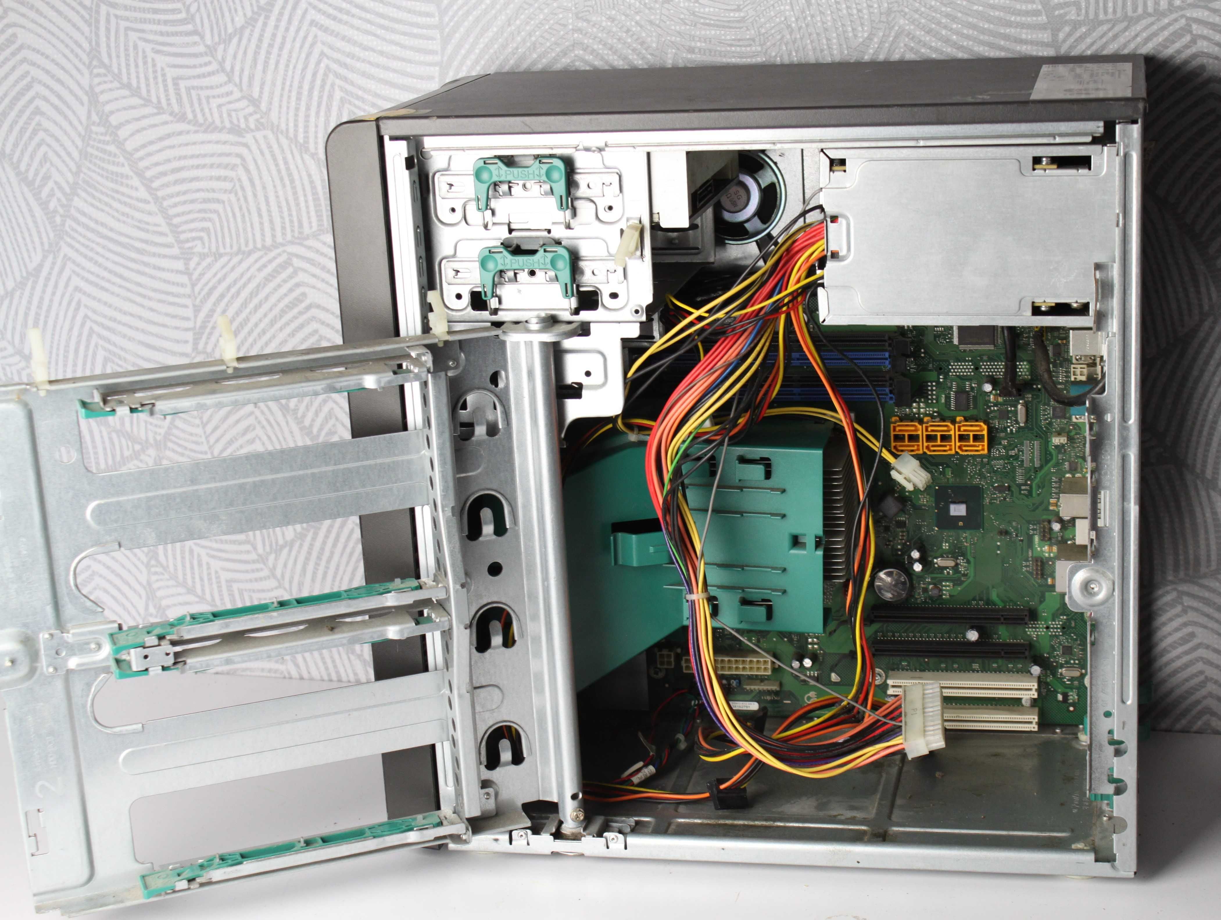 Системный блок FUJITSU