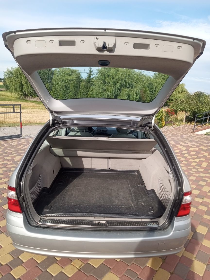 Mercedes-Benz W211 E klasa 2.2 cdi