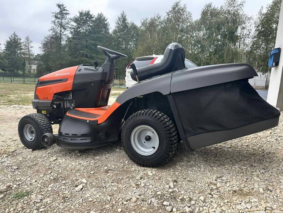 Husqvarna Traktorek Kosiarka TC 38 12.5 KM /200L Kosz