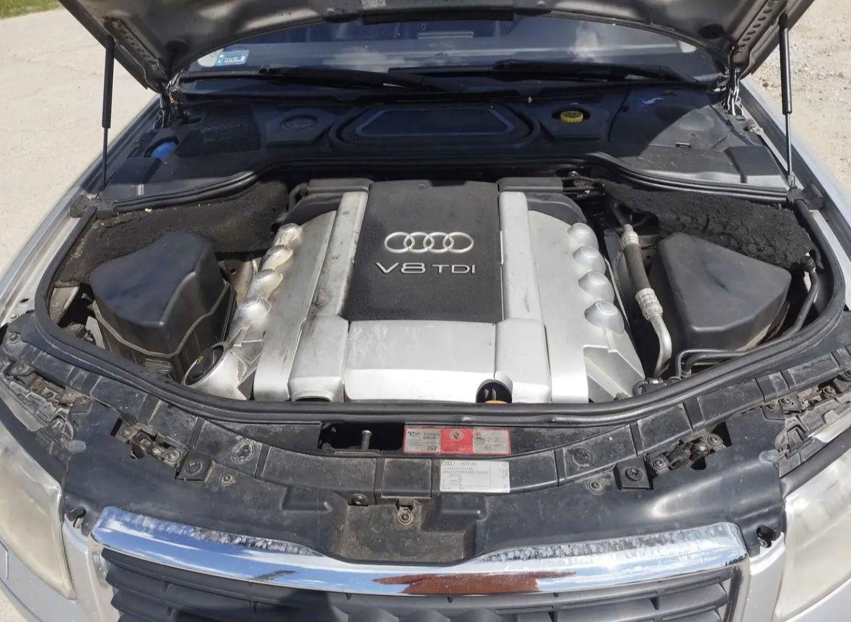Audi A8 D3 long V8 Quatrro