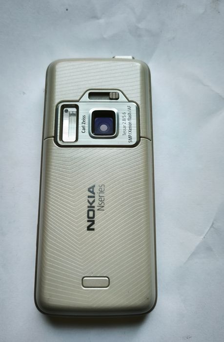Nokia N82 як нова