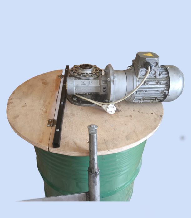 Продам кремовалку на 200 літрів