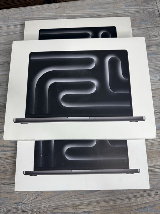 Macbook Pro 14 2024 M3 PRO 16 cores 18/512gb black mrx33 новый 1.500$