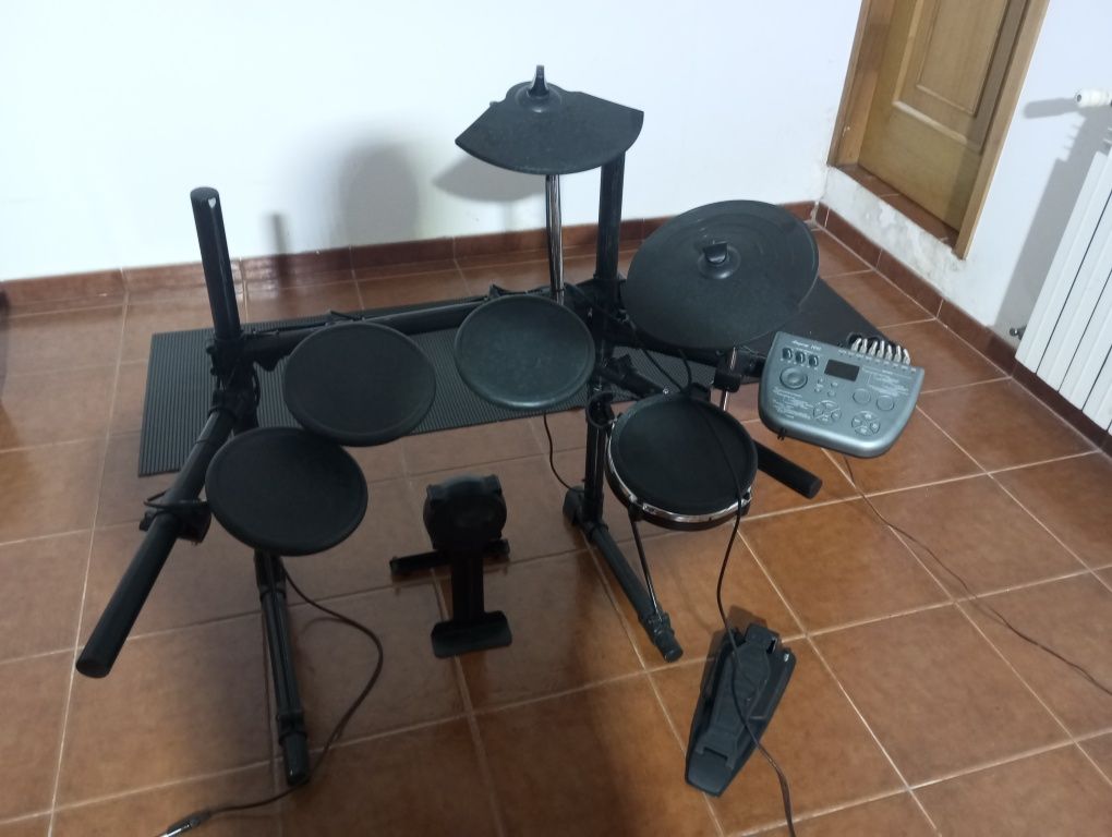Bateria eletrónica Ringway td90