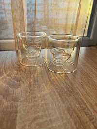 2 склянки з подвійним склом, з черепом