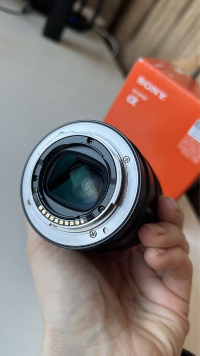 Обʼєктив Sony 35 mm f1.8