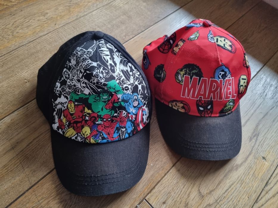 Czapki chłopięce marvel rozmiar 56 cm primark
